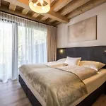 Zeit - Alpine Garden Appartement *