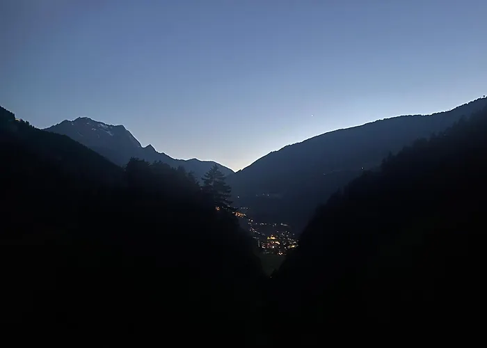 Zeit - Alpine Garden Apartman Mayrhofen
